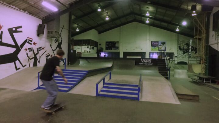@shaun_j_dean and @traerice dodging the...